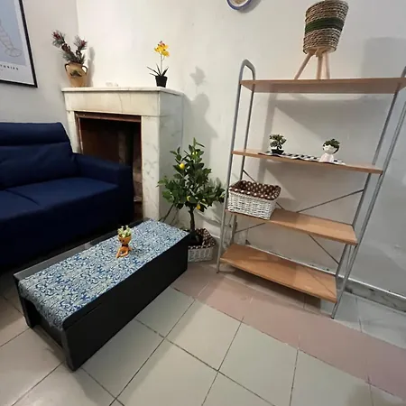 La Casa Dei Conti カッラーラ