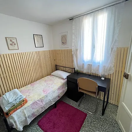 別荘 La Casa Dei Conti カッラーラ