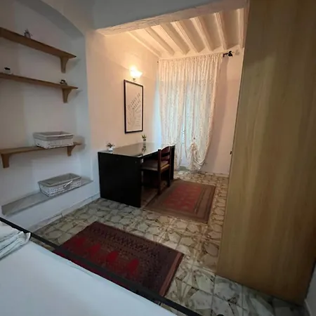 La Casa Dei Conti Carrara